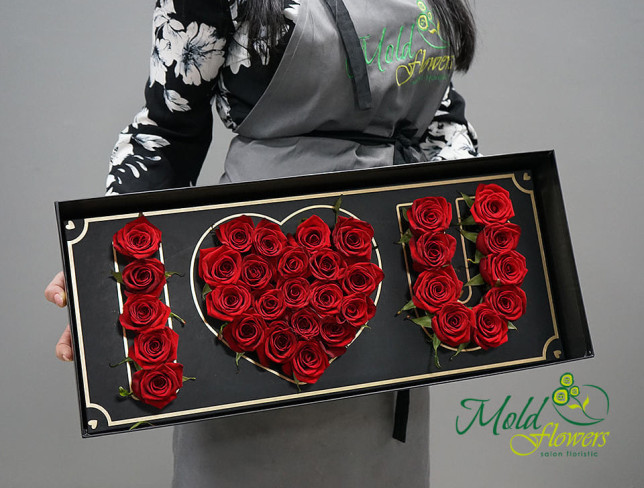 Cutie neagra cu trandafiri rosii "I Love You" de la moldflowers.md